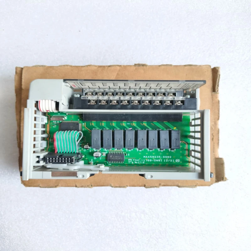 Allen-Bradley 1769-OW8I Compact I/O 8-Point Isolated VAC/VDC Relay Output Module thumbnail 7